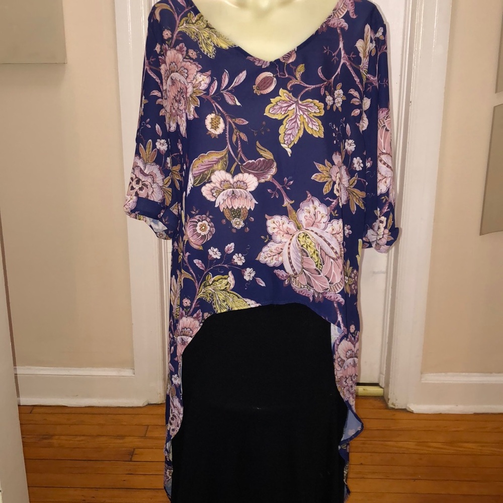 Floral top